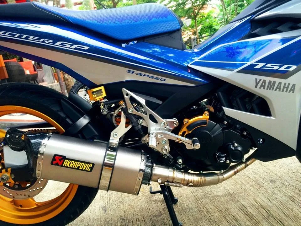 Ống pô độ dành cho xe Exciter